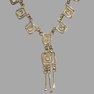 ☺️🆕🏺Vintage, Unique, Greek-inspired Gold-toned Spiral Squares Necklace